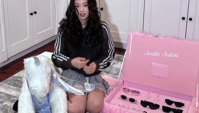 BEAMS与哆啦A梦的纪念联名，Gentle Monster和Jennie共创眼镜挂饰｜是日美好事物