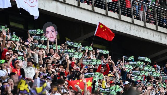 万千气象看上海 | F1时隔五年回归上海引热烈追捧，“体育之城”回来了！| 寻找中国经济新动能