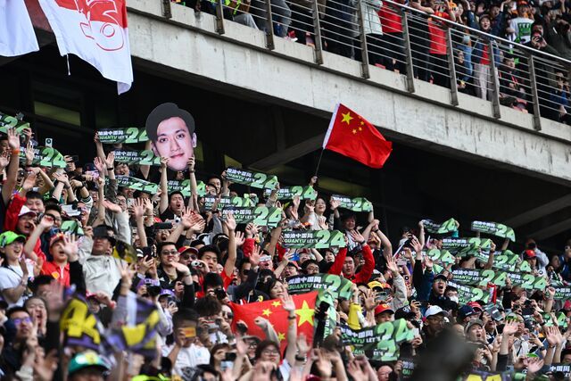 万千气象看上海 | F1时隔五年回归上海引热烈追捧,“体育之城”回来了!| 寻找中国经济新动能