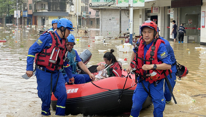广东全省累计转移群众11万人，新一轮暴雨仍在粤徘徊
