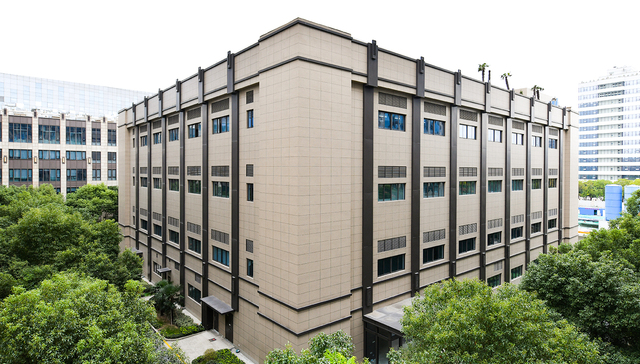 万千气象看上海 |创新药物已出海超40国，复宏汉霖透露国际化创新五点秘诀｜寻找中国经济新动能