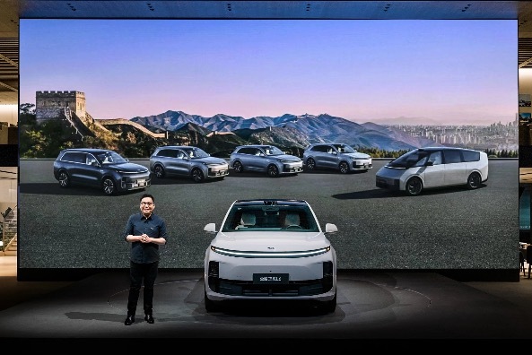 闪电快讯 ｜ 理想在北京车展发布多项智能驾驶、座舱升级  并扩容超充网络