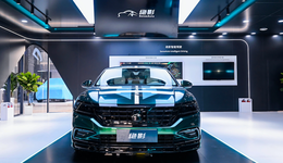 萬(wàn)千氣象看上海 | AI大模型與汽車產(chǎn)業(yè)融合，人機(jī)交互將迎來(lái)質(zhì)變 | 尋找中國(guó)經(jīng)濟(jì)新動(dòng)能