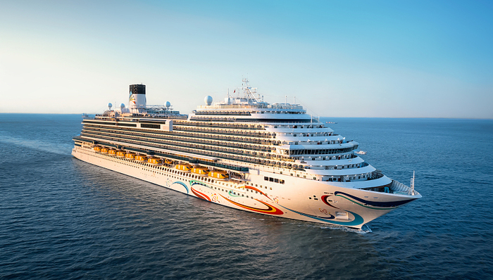 中国邮轮市场重启后首个“假日黄金周”，邮轮公司准备靠品质赚钱