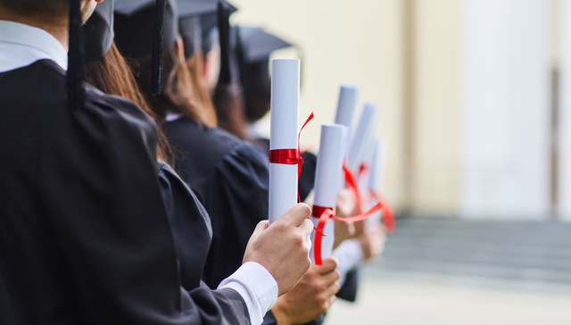 法治面|《学位法》出台能遏制学术不端吗？