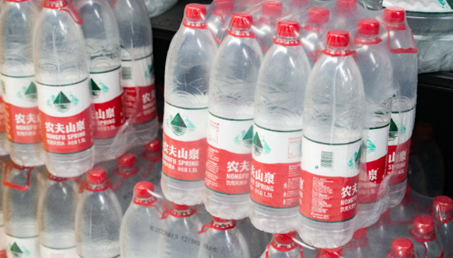 纯净水,品牌竞争,农夫山泉,