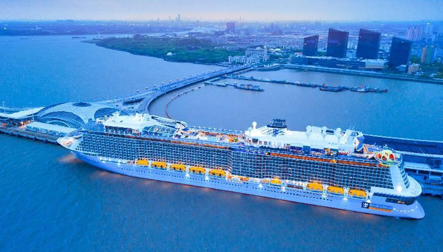 “海洋光谱号”回归上海母港，重启品质游轮度假方式