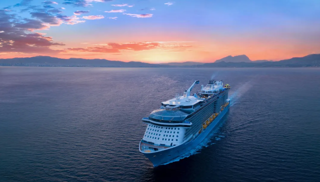 五五购物节，上海；