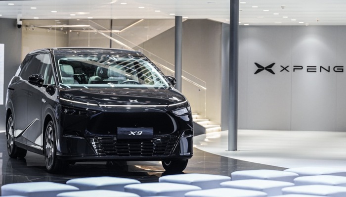 电厂 ｜ 小鹏汽车“卷”向大模型：花35亿元，做好人工智能和汽车技术融合