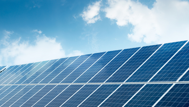 光伏行业业绩大跳水，四大龙头一季度共亏了45亿