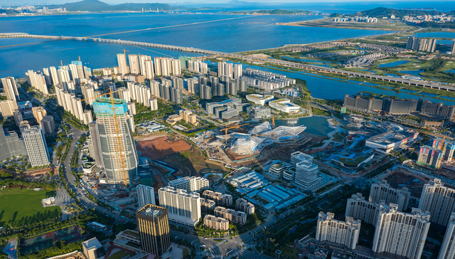 华发股份2023年营收721亿元，同比增长19.4%