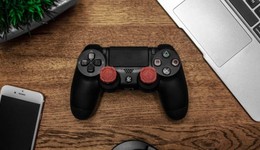 “抓大鹅”成年轻人新宠，小游戏的泼天富贵谁能接住？