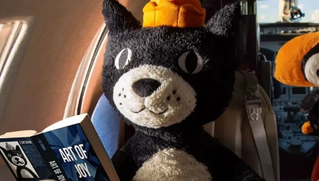 联名产品,Jellycat,潮玩IP,粉丝经济,