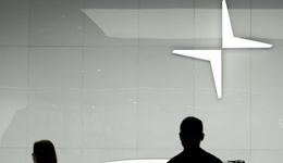 極星汽車“四面楚歌”