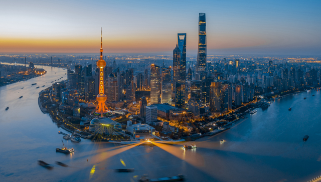 中国品牌日，低空经济，大白兔，国潮联名