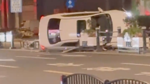 “一定要救她！”，来沪参加奥运资格赛活动的他们深夜勇救被困司机