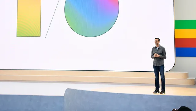 谷歌反击OpenAI奇袭：发布生成式AI版搜索引擎等大模型“全家桶”