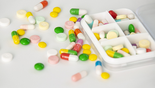 中国医药董事长、副董事长双双请辞，公司一季度净利润下滑近五成