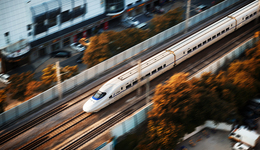 穿越广东5座城市的“湾区大号地铁”来了，将采用公交化运营