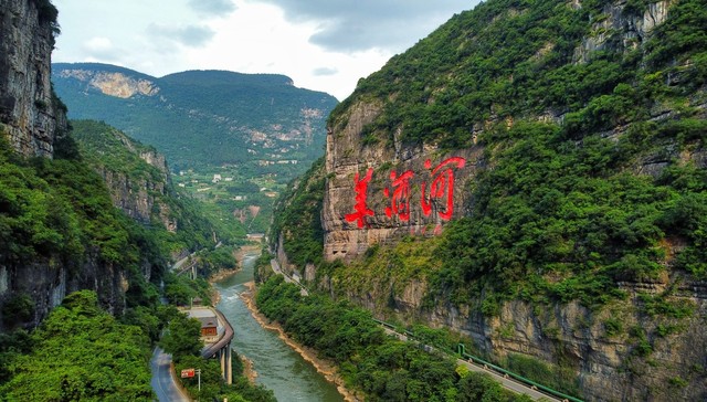 两部门协同保护赤水河，117家酒企升级排污设施