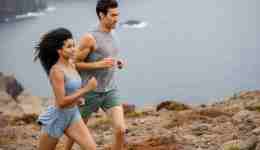 “男版lululemon”来了，Vuori在上海开出中国首店