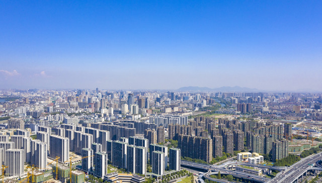 楼市迎来重磅利好！政府回购商品房、首付最低15%、继续降息，地产股直线拉升