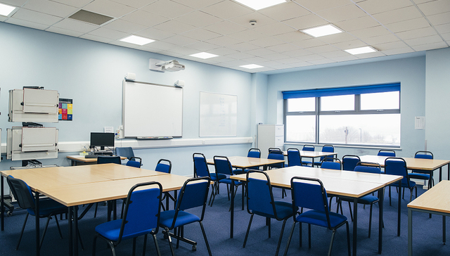 英国收紧留学签证的影响仍在扩散