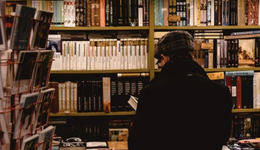 谁在“谋杀”出版社？