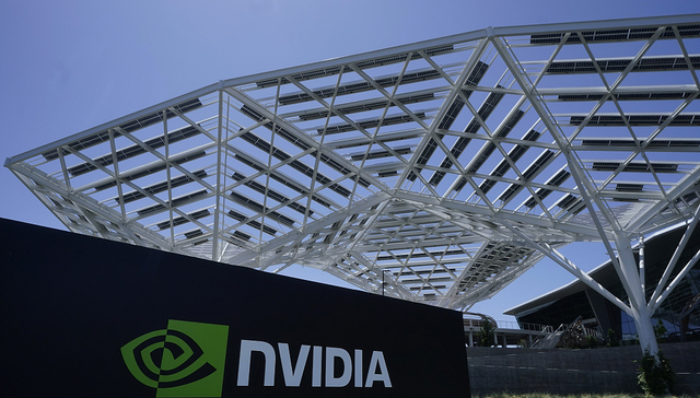 利润猛增628%冲破预测天花板，黄仁勋称AI狂欢仍会继续