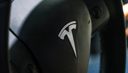 数万亿L4级自动驾驶市场，急需“鲶鱼”特斯拉