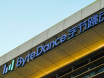 緩解字節(jié)AI焦慮的超級應(yīng)用：剪映還是豆包？