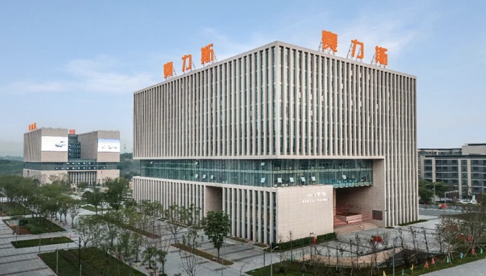 闪电快讯 ｜ 赛力斯5月新能源汽车销量34130辆 前五个月累计销量超15万辆