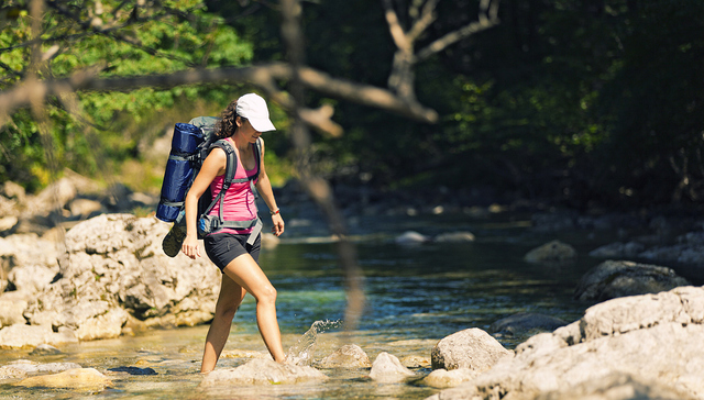 地方新闻精选 | 2驴友在浙江台州野外被激流冲走 强降雨导致广西一公路上边坡塌方