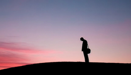 他，第8次創(chuàng)業(yè)失敗