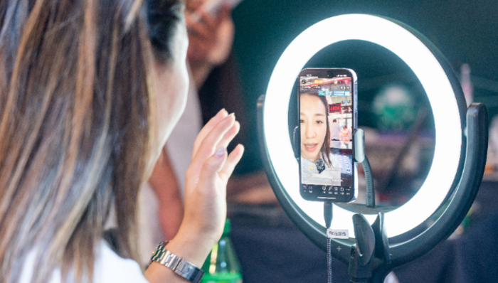 头部主播,直播带货,流量,