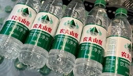 被华润怡宝“硬控”的纯净水赛道，农夫山泉和元气森林为何都在疯狂涌入？
