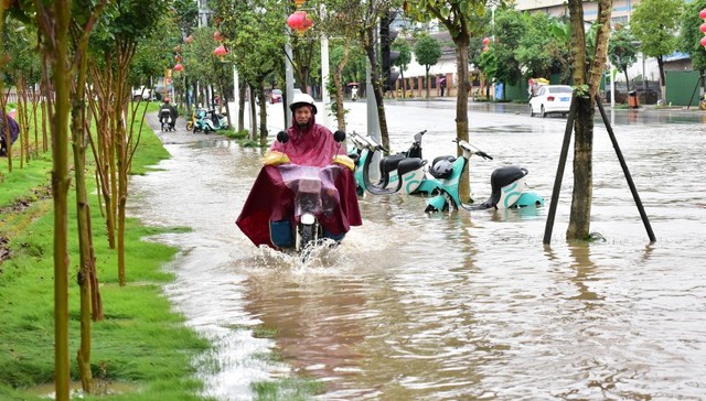 地方新闻精选 | 广西多处渡口停渡货船停航  江苏多地推出考生免费乘地铁服务