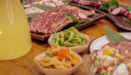 中国的小商品之城，已经被外国人开的餐厅占领