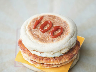 今年各品牌的高考营销都在“卷”服务