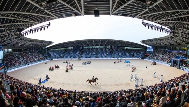 顶级赛事之后进入装备市场，久事体育想完善体育拼图