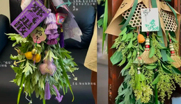 这门“端午”生意火了，一把“草”上百元，有商家月入百万