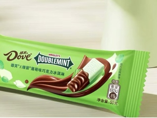 绿箭、菊花茶和啤酒都被做成了雪糕，今年的怪味联名更疯了