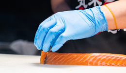 明星餐廳接連暴雷，明星效應(yīng)為何帶不動餐飲業(yè)的“貨”？