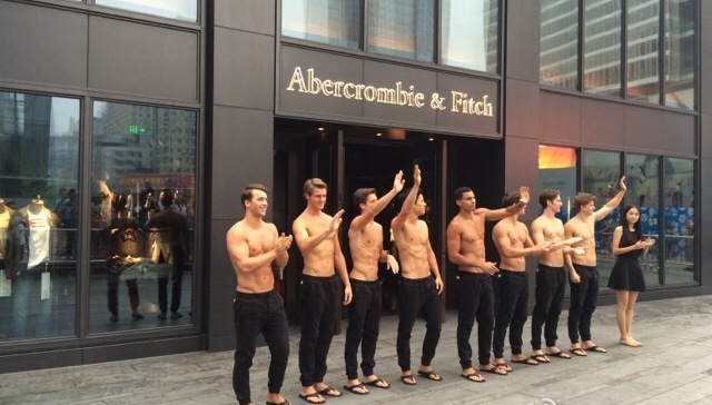 A&F在中国迟迟打不开局面，是因为没有了肌肉男模吗？