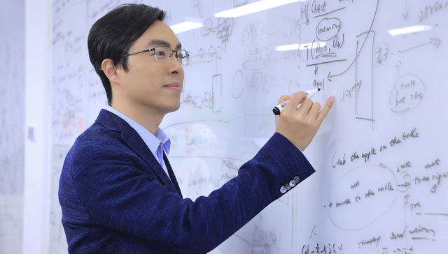 专访智源研究院院长王仲远：中国大模型年底追上GPT4，将迎来应用爆发期