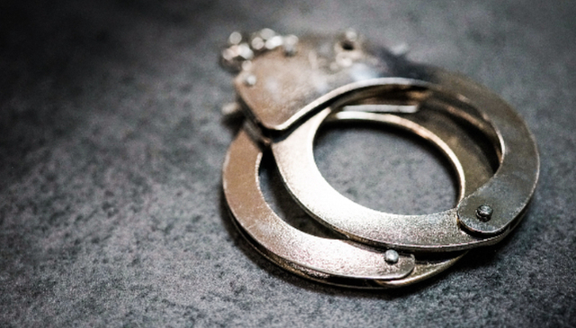 挪用26亿元！原葫芦岛银行董事长、行长虚构资管计划，供股东肆意挥霍｜局外人