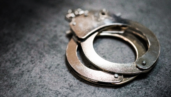 挪用26亿元！原葫芦岛银行董事长、行长虚构资管计划，供股东肆意挥霍｜局外人