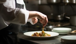 網(wǎng)紅bistro突然閉店，海底撈持股75%，只存活了9個月