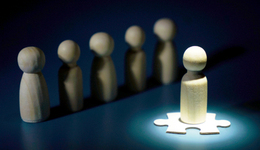 付费上千元改简历，谁在狂割韭菜？