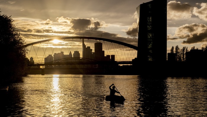 财经速递,经济世界观,全球央行观察